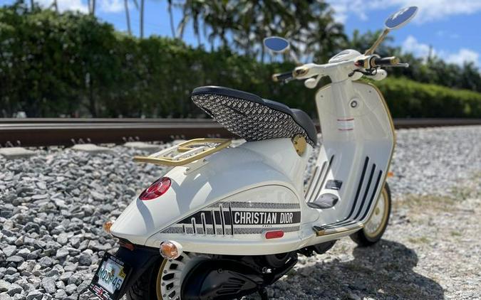 2022 Vespa 946 Christian Dior