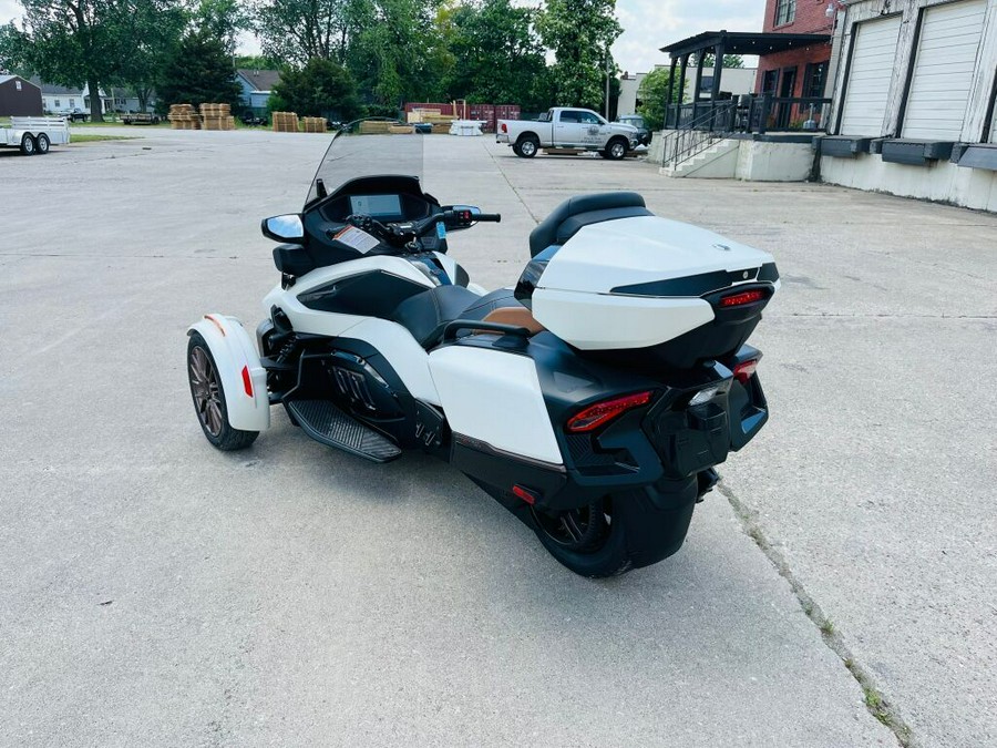 2024 Can-Am™ Spyder RT Sea-To-Sky