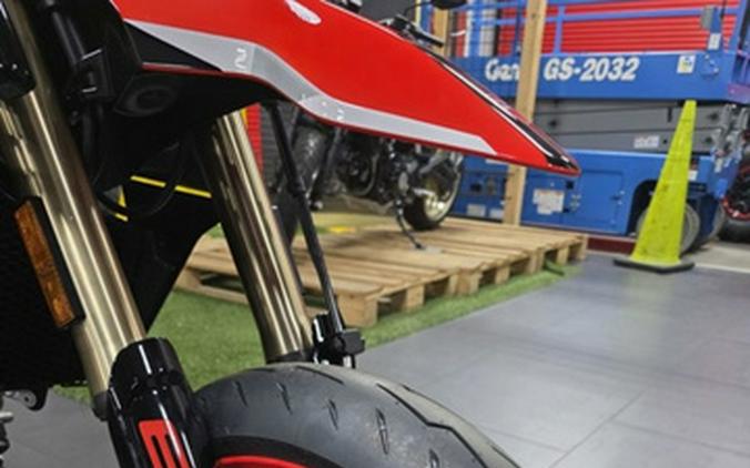 2025 Ducati Hypermotard 698 Mono RVE Graffiti