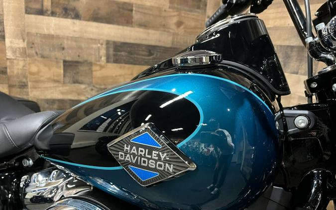 2026 Harley-Davidson® Heritage Classic Teal Thunder / Vivid Black - Black w/Laced Wheels FLHC
