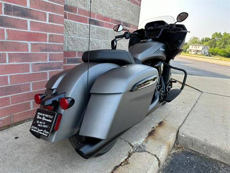 2023 Indian Motorcycle Challenger® Dark Horse®