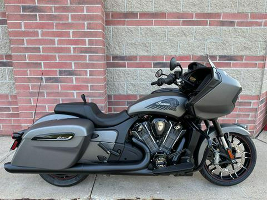 2023 Indian Motorcycle Challenger® Dark Horse®