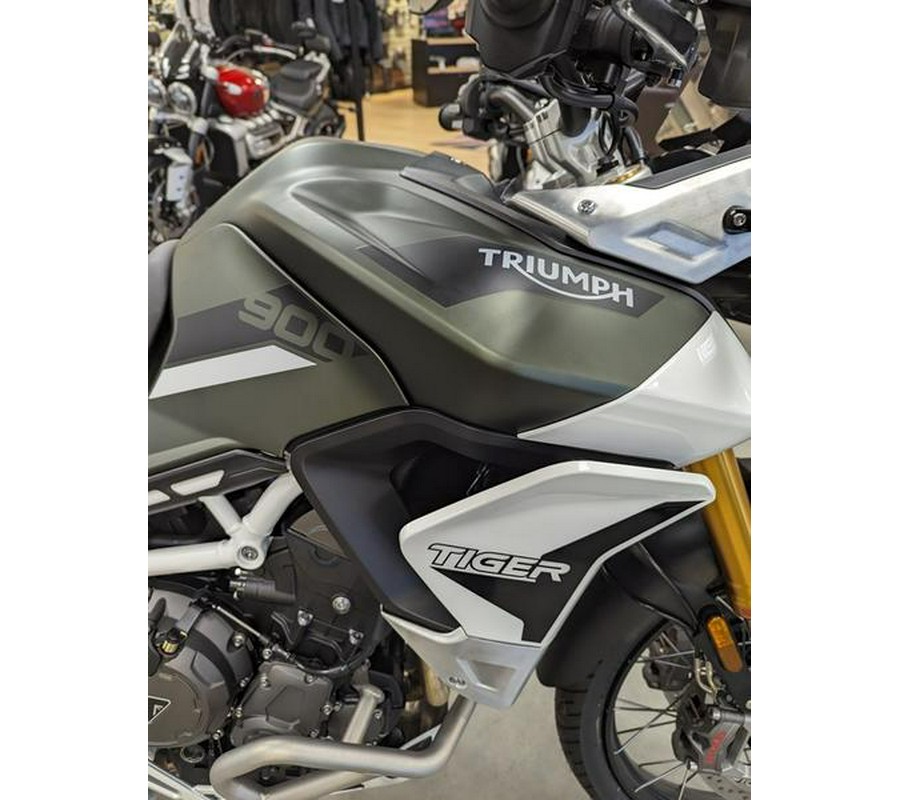 2023 Triumph Tiger 900 Rally Pro Matte Khaki Green