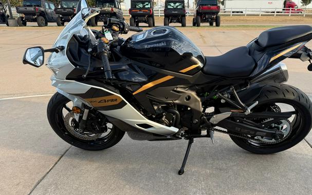 2026 Kawasaki NINJA ZX-4RR ABS