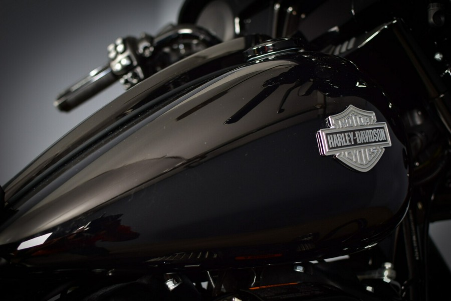 2022 Harley-Davidson Street Glide Special