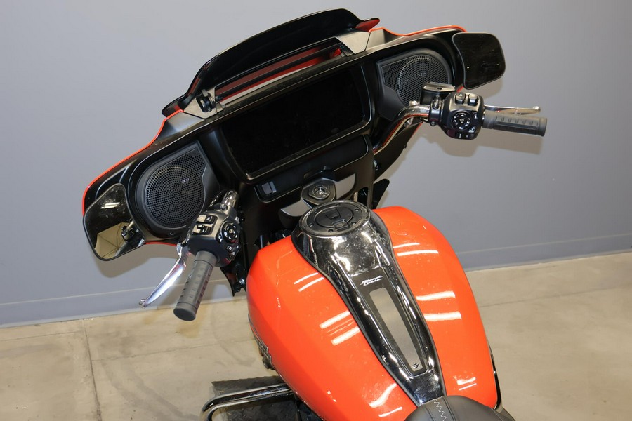 2026 Harley-Davidson Street Glide FLHX