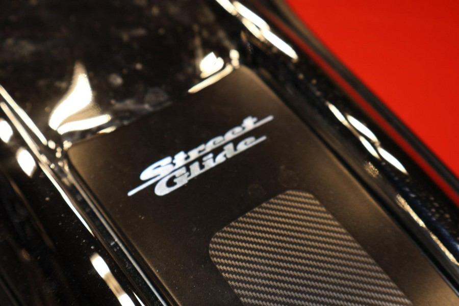 2026 Harley-Davidson Street Glide FLHX