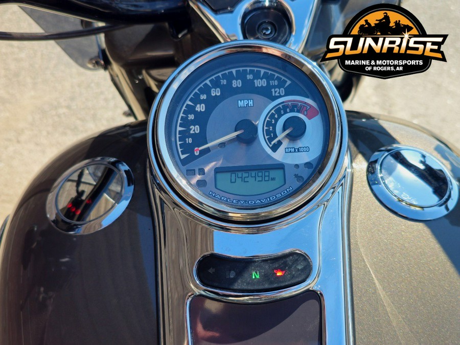 2014 Harley-Davidson® ROAD KING CVO