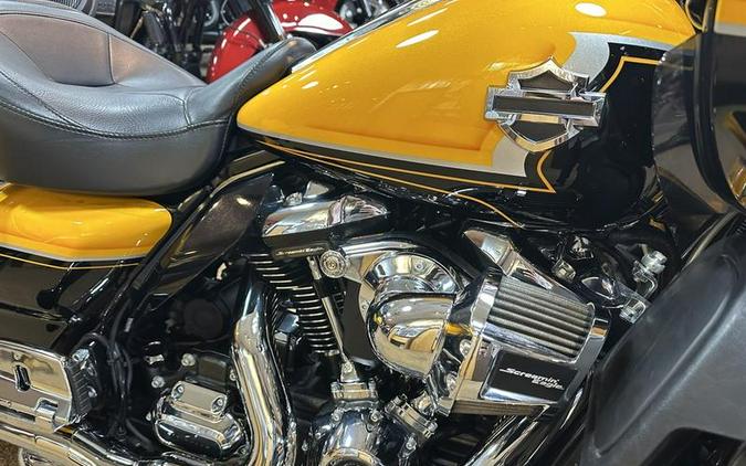 2022 Harley-Davidson® FLTRKSE - CVO™ Road Glide® Limited