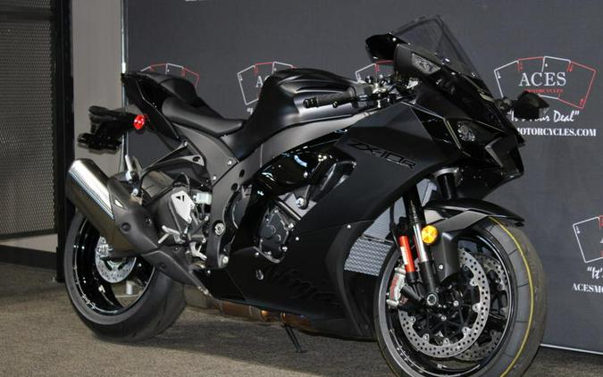 2025 Kawasaki ZX1002MSFAN