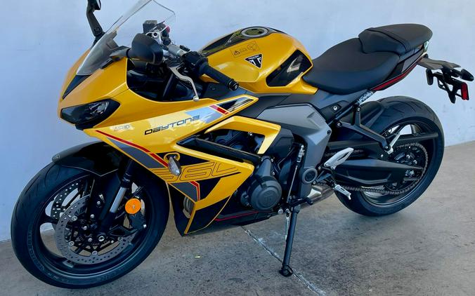2026 Triumph DAYTONA 660