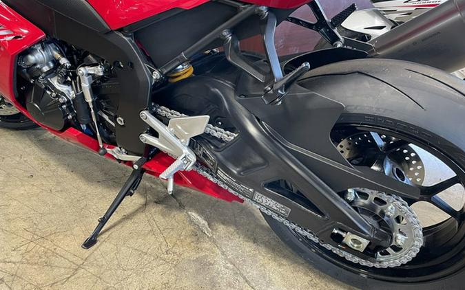 2026 Honda CBR1000RR-R Fireblade SP