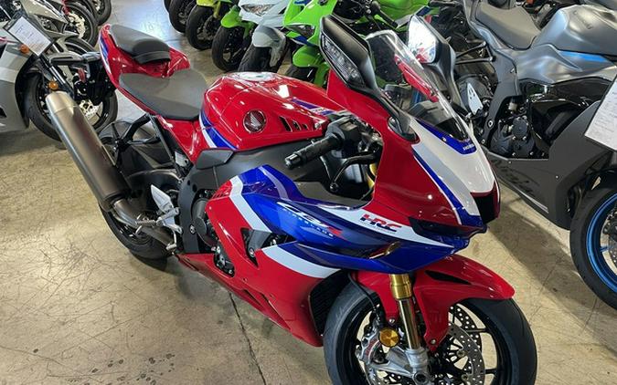 2026 Honda CBR1000RR-R Fireblade SP