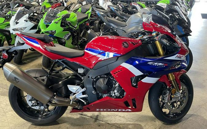 2026 Honda CBR1000RR-R Fireblade SP