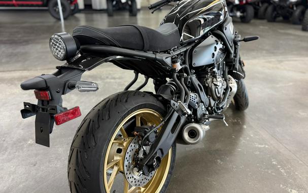 2025 Yamaha XSR700 CA