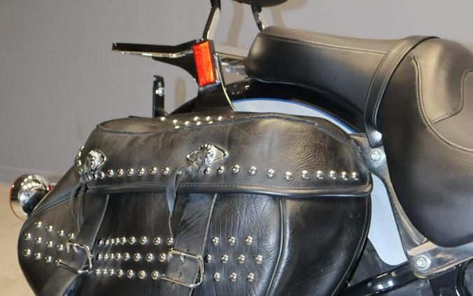 2013 Harley-Davidson Heritage Softail Classic FLSTC