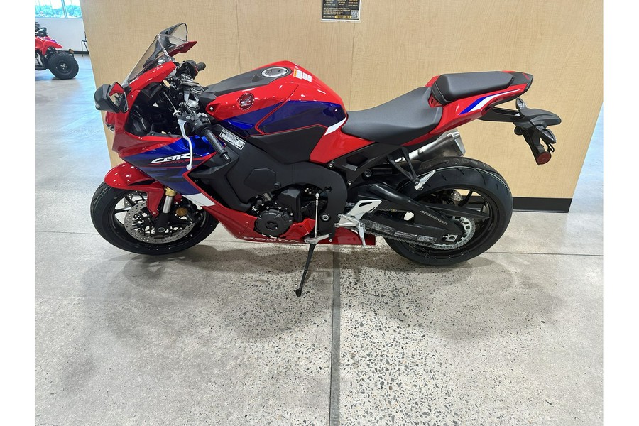 2024 Honda CBR1000RR