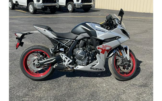 2024 GSX800FRQM4 - Suzuki