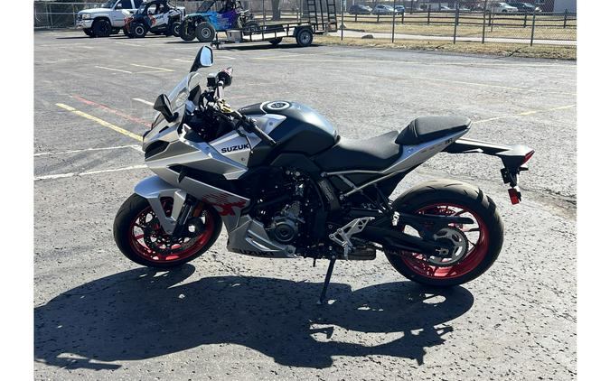 2024 GSX800FRQM4 - Suzuki