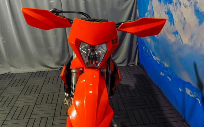 2027 KTM XC 300 W