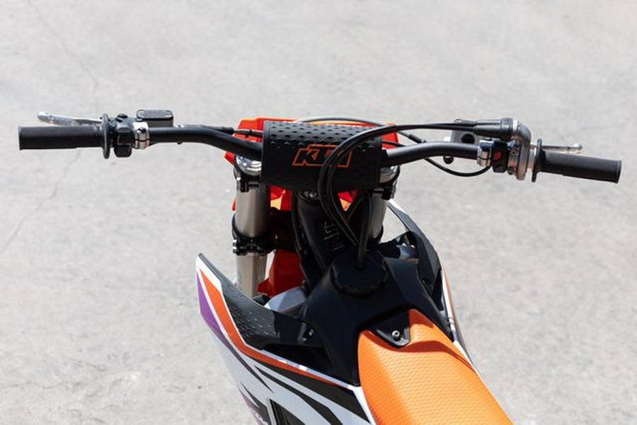 New 2024 KTM 450 SXF ORANGE