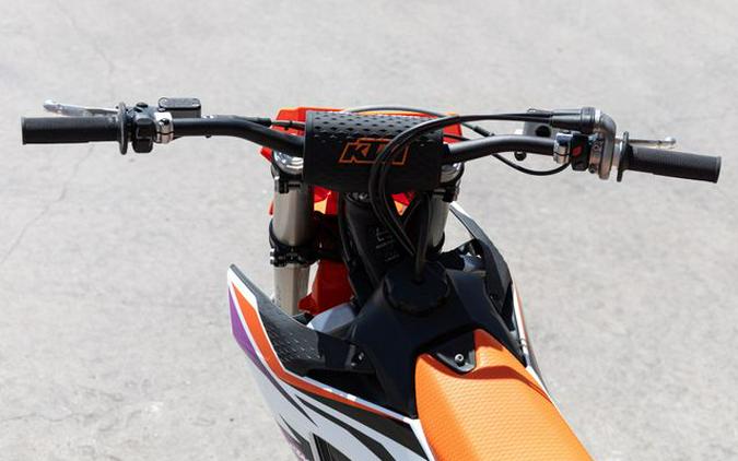 New 2024 KTM 450 SXF ORANGE