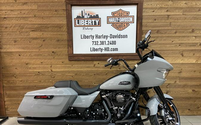 2025 Harley-Davidson® Road Glide® Billiard Gray - Black Finish FLTRX