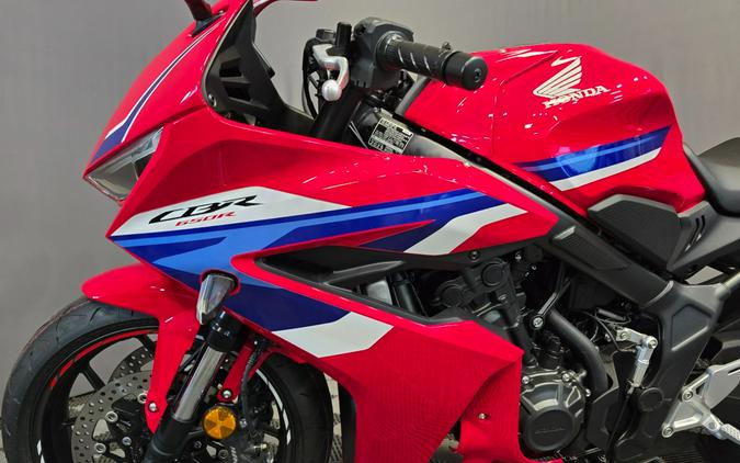 2026 Honda CBR650R E-Clutch