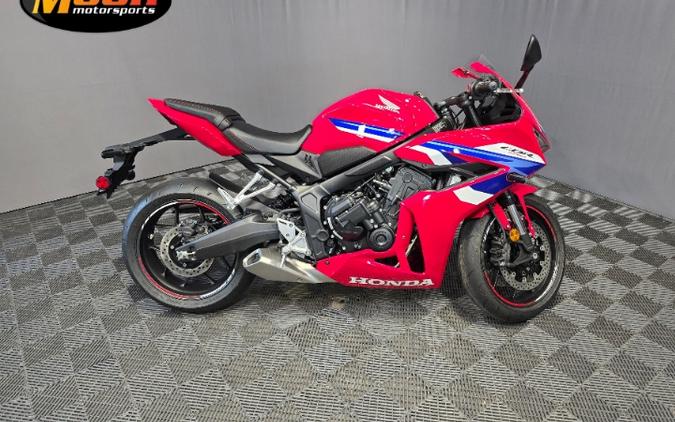 2026 Honda CBR650R E-Clutch