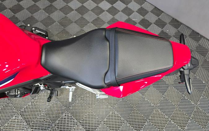 2026 Honda CBR650R E-Clutch