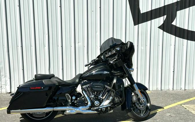 2016 Harley-Davidson® CVO™ Street Glide® Carbon Crystal with Phantom Flames