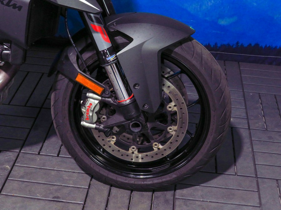 2019 KTM 1290 Super Duke R