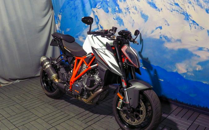 2019 KTM 1290 Super Duke R