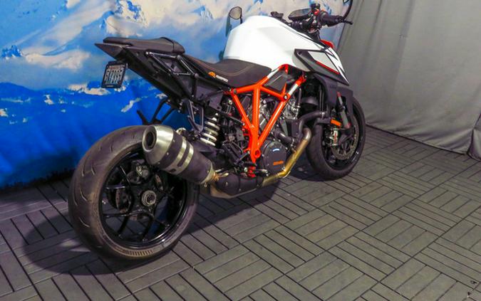 2019 KTM 1290 Super Duke R