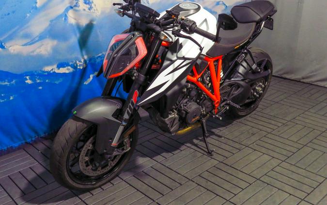 2019 KTM 1290 Super Duke R