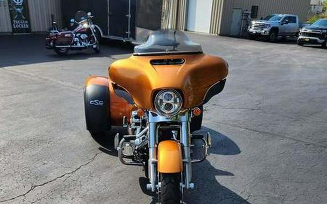 2015 Harley-Davidson® FLHX - Street Glide®