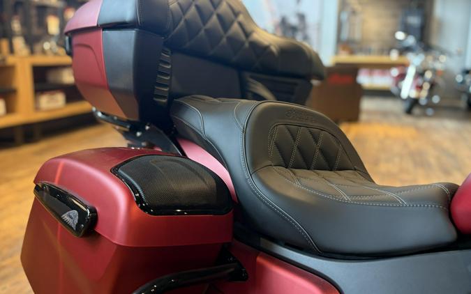 2025 Indian Motorcycle ROADMASTER POWERPLUS 108 DARK HORSE
