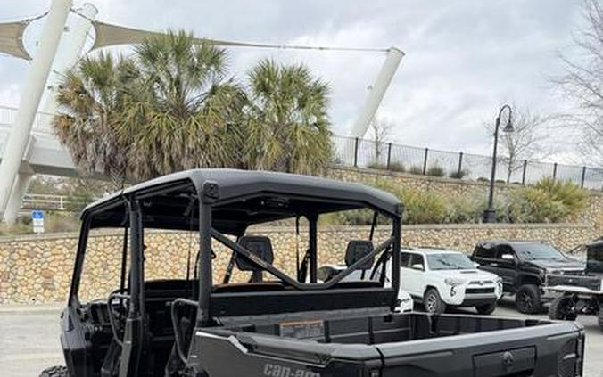 2026 Can-Am® Defender MAX LONE STAR HD11