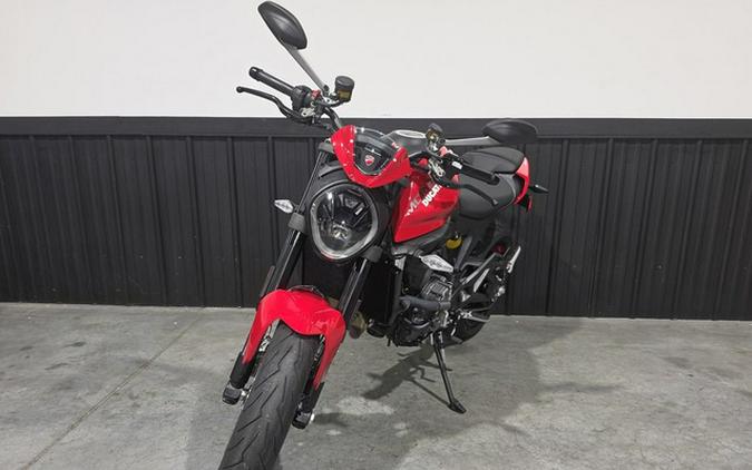 2024 DUCATI Monster PLUS