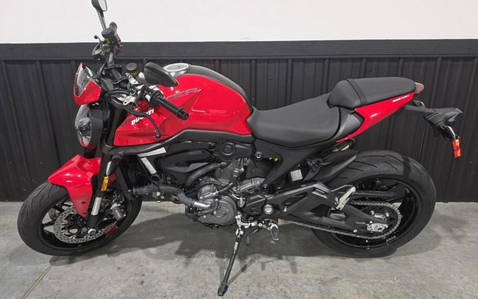 2024 DUCATI Monster PLUS