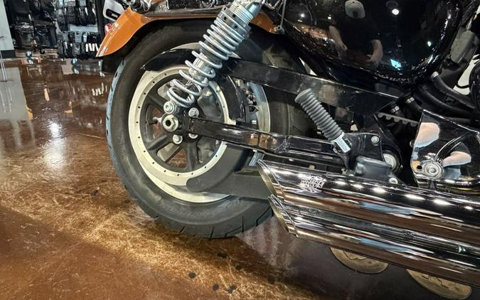 2016 Harley-Davidson Sportster® 1200 Custom