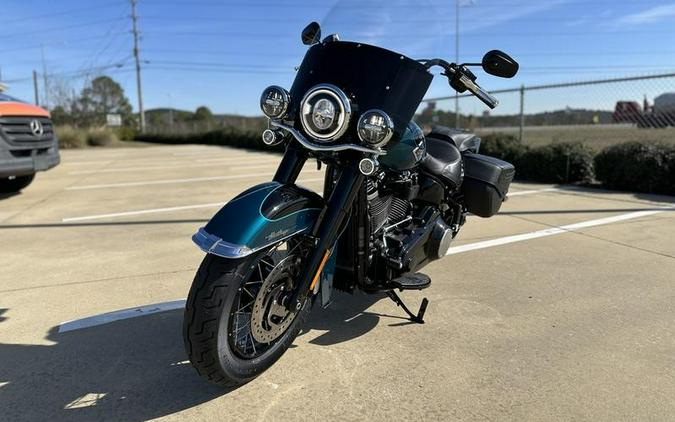 2026 Harley-Davidson® FLHC - Heritage Classic