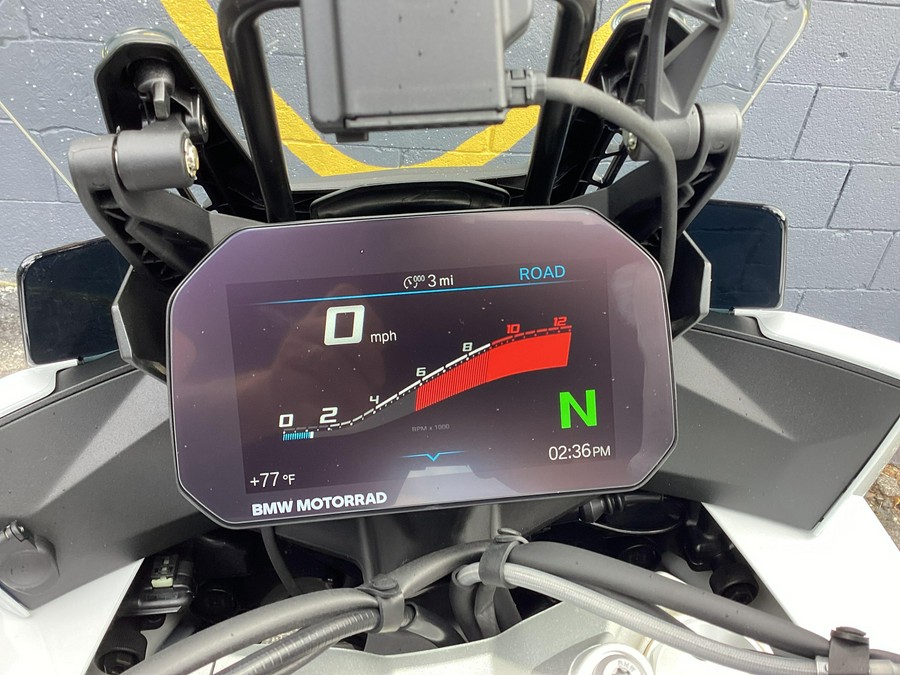 2026 BMW S 1000 XR