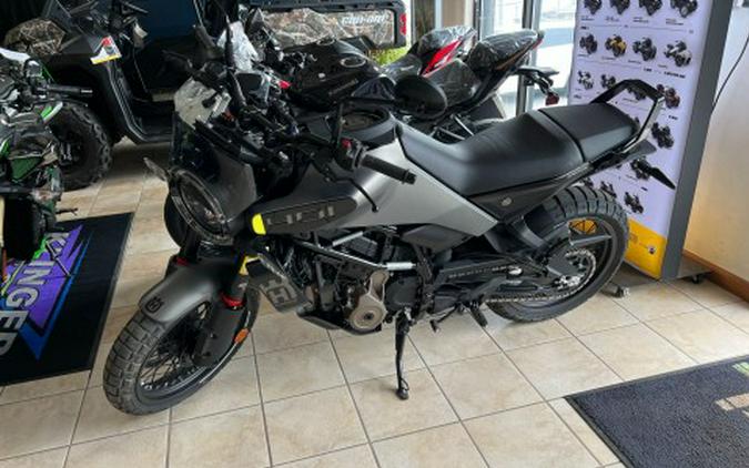 2024 Husqvarna Svartpilen 401