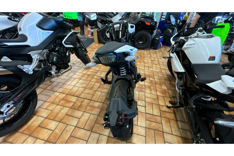 2025 CFMOTO 300NK CF300-US
