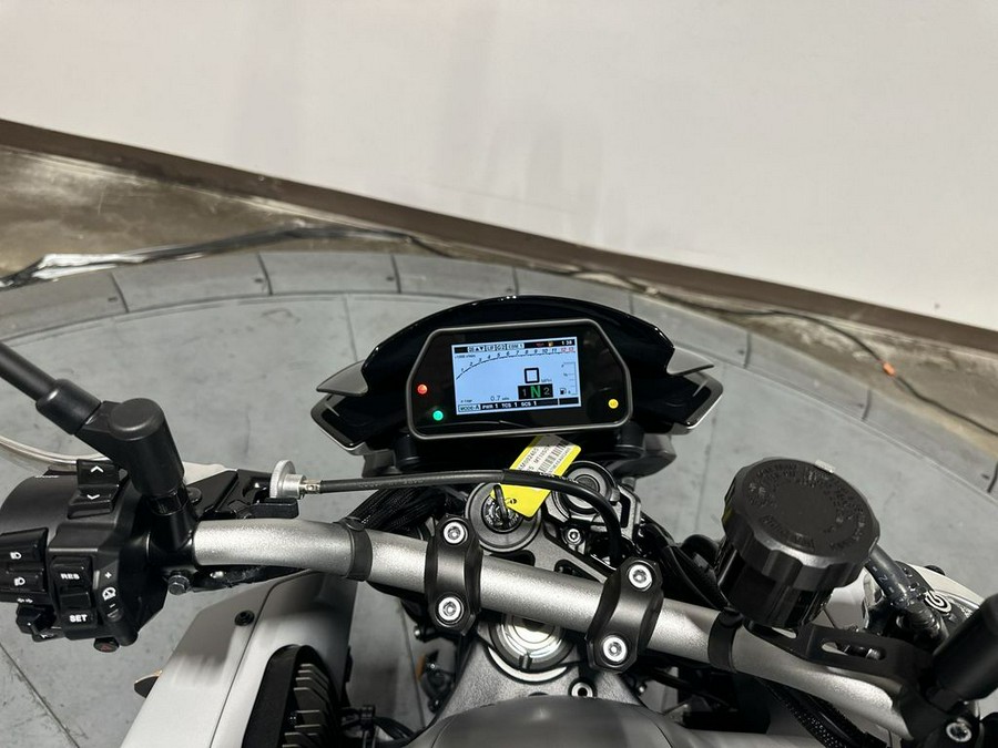 2025 Yamaha MT 10