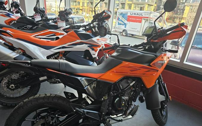 2025 KTM Adventure 390 X