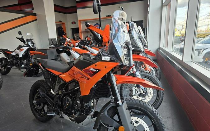 2025 KTM Adventure 390 X