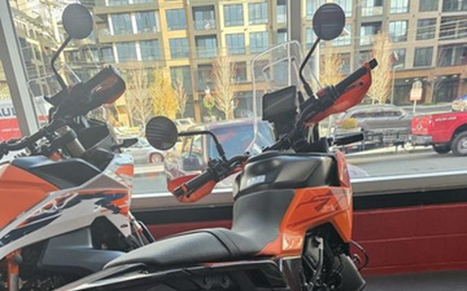 2025 KTM Adventure 390 X