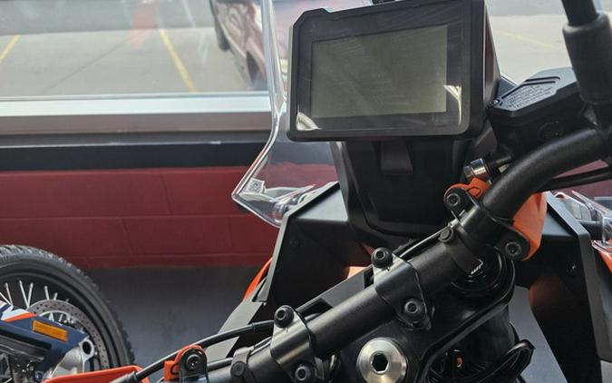 2025 KTM Adventure 390 X